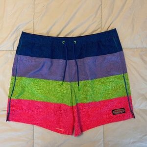 NWOT Vineyard Vines Large Chappy swim trunks
